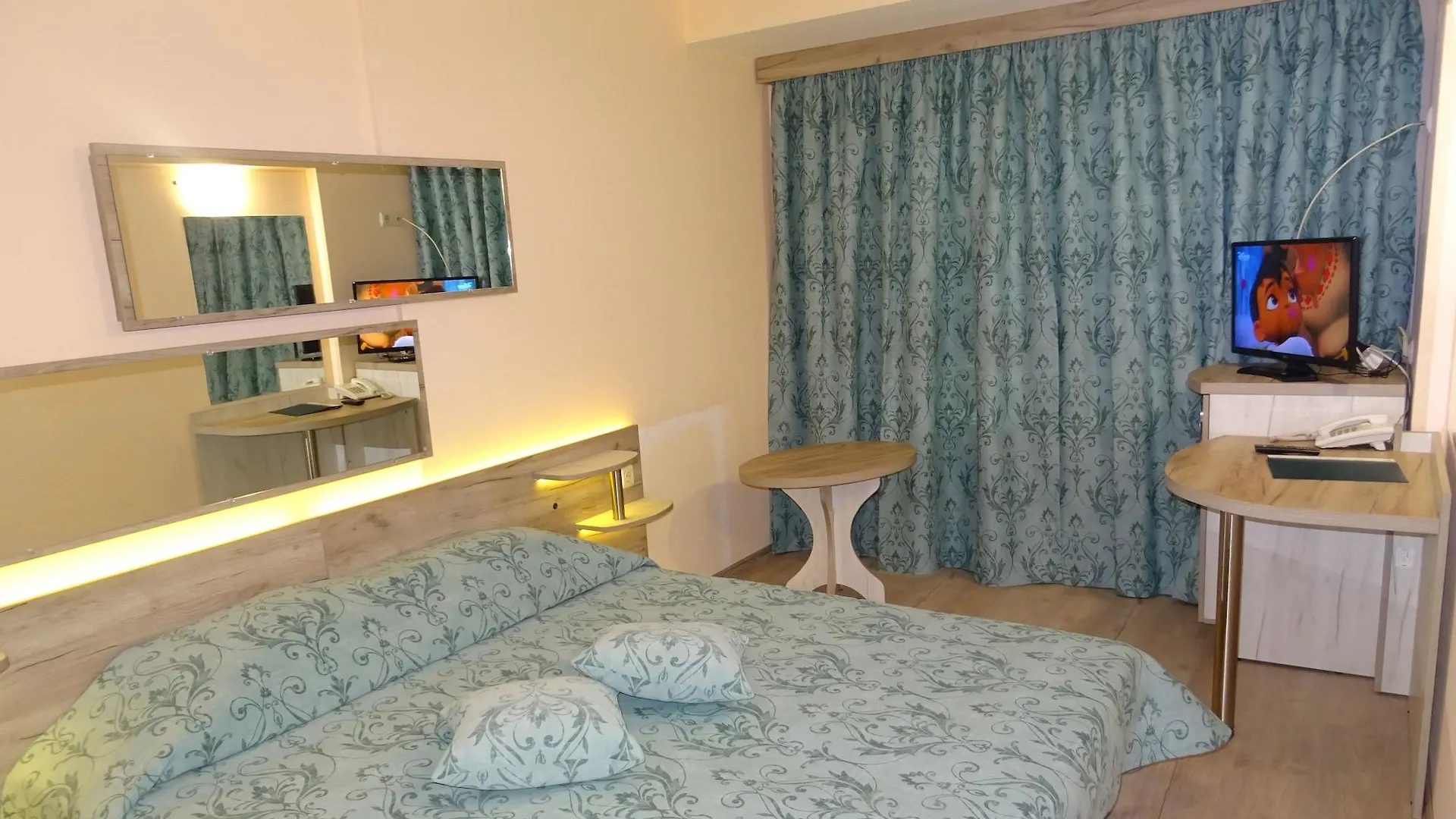Victoria Hotel Warna