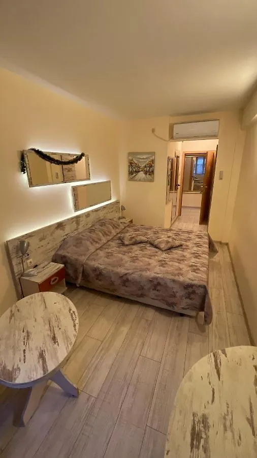 Victoria Hotel Warna